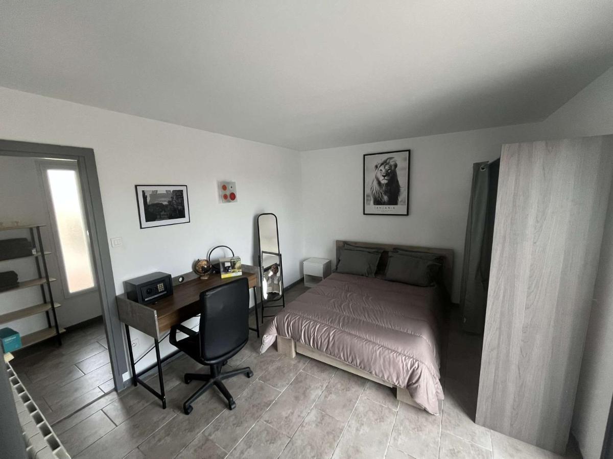 Superbe Appartement Avec Piscine Et Spa Privatif Villeneuve-lès-Béziers Extérieur photo